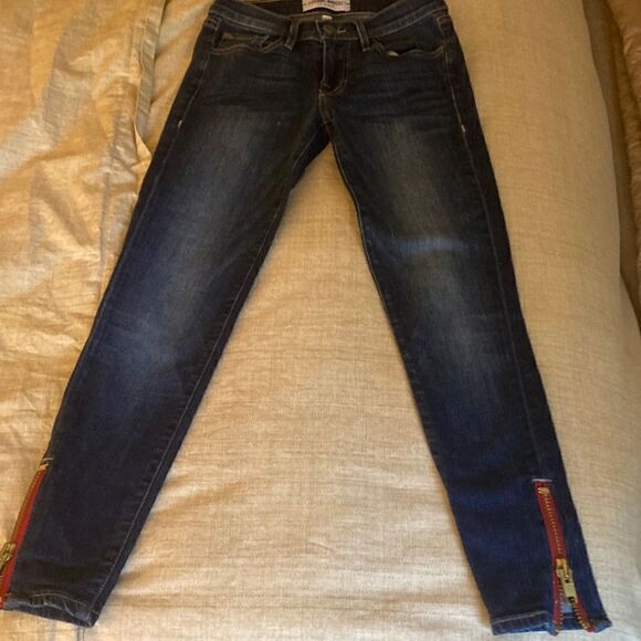 Etienne Marcel Denim Red Zipper Skinny Distressed Jean. Size 24. - Picture 2 of 10